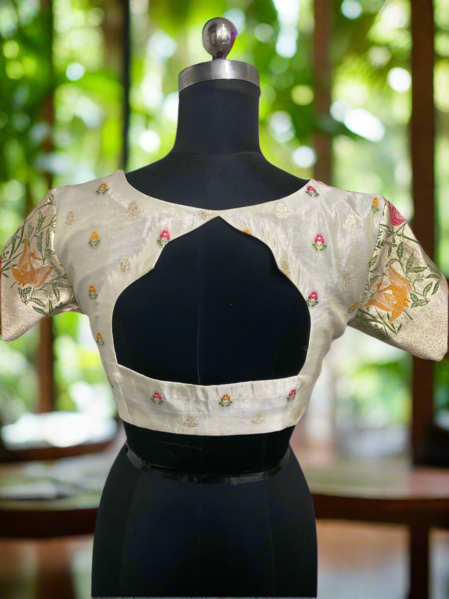 Cream tissue with padded blouse
