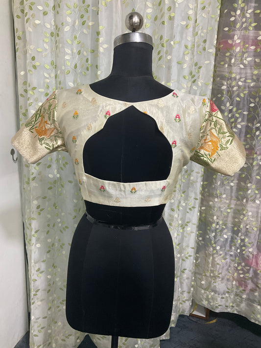 Cream 2 tissue blouse