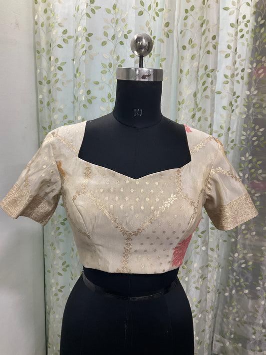 Creme 3 blouse