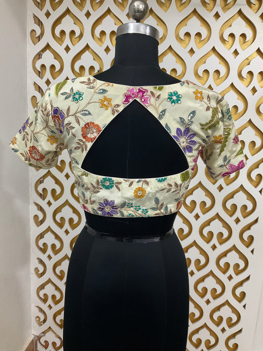 Crème crape blouse